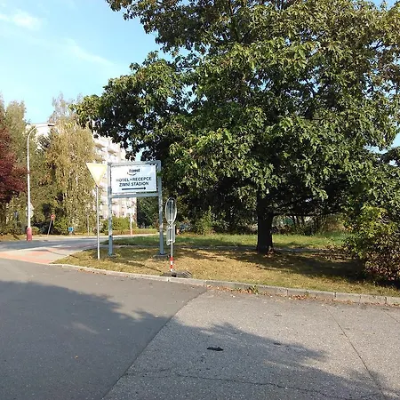Vendégház Zimni Stadion Tábor